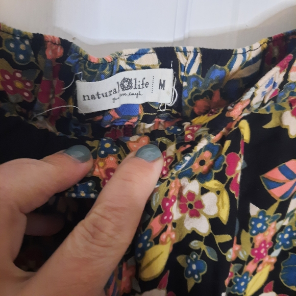 NATURAL LIFE Floral Wide Leg Pants - Black and Multicolor - Picture 4 of 4